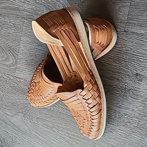 Roolee Soleil Huaraches